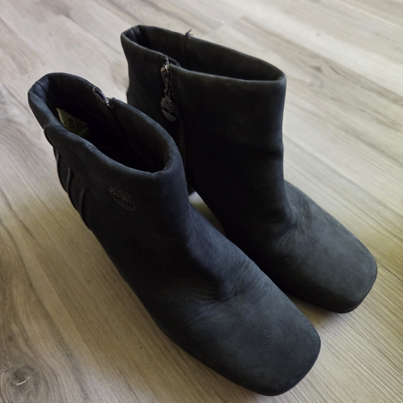 Timberland‎ Baychester Black Leather Suede Ankle Boots Womens 8 Heeled Booties - Picture 3 of 13